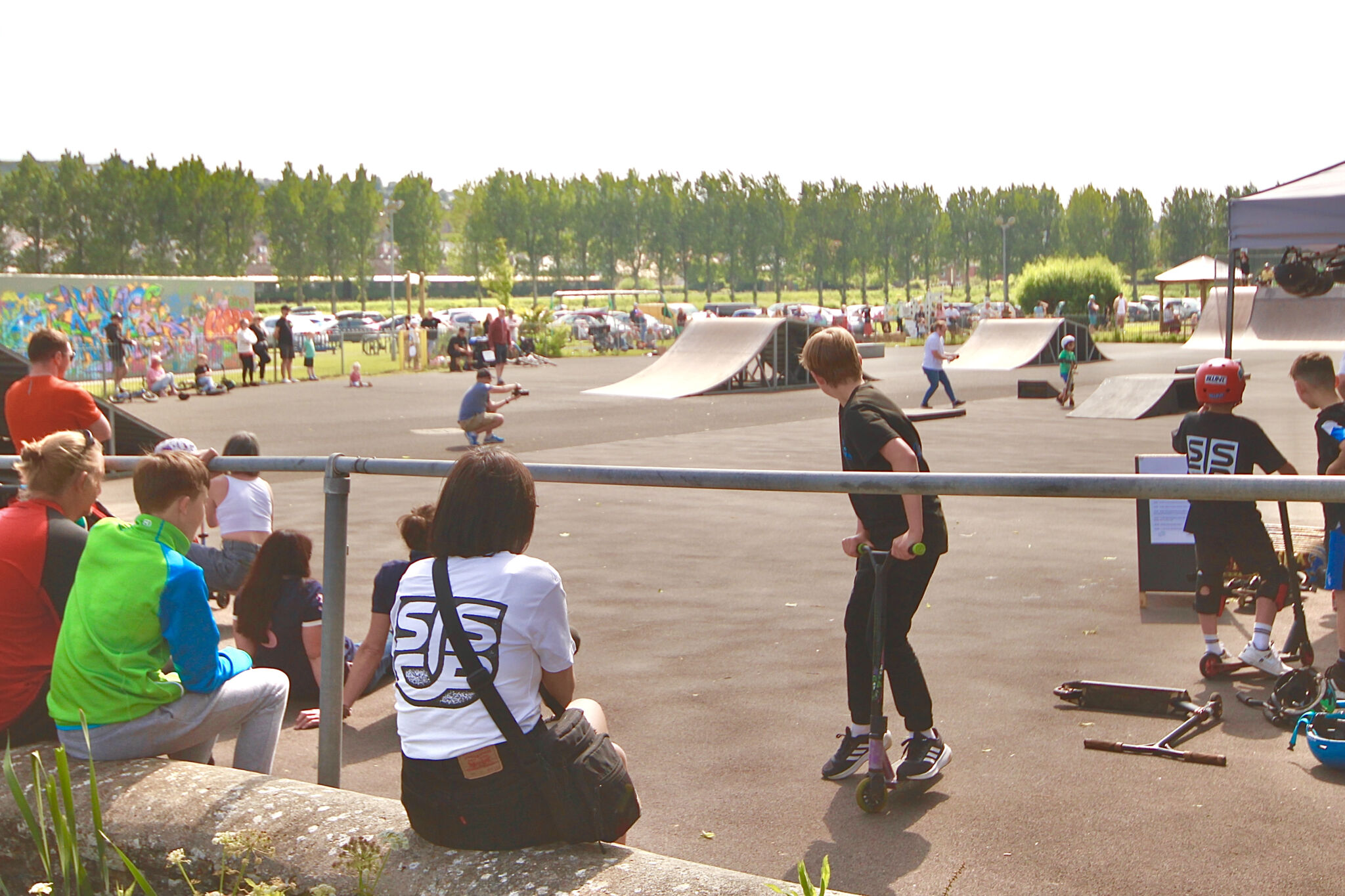 People at a skatepark